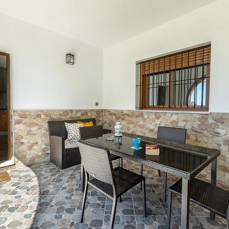 La Casa Luz Alltarifa Villa โบโลเนีย ภายนอก รูปภาพ